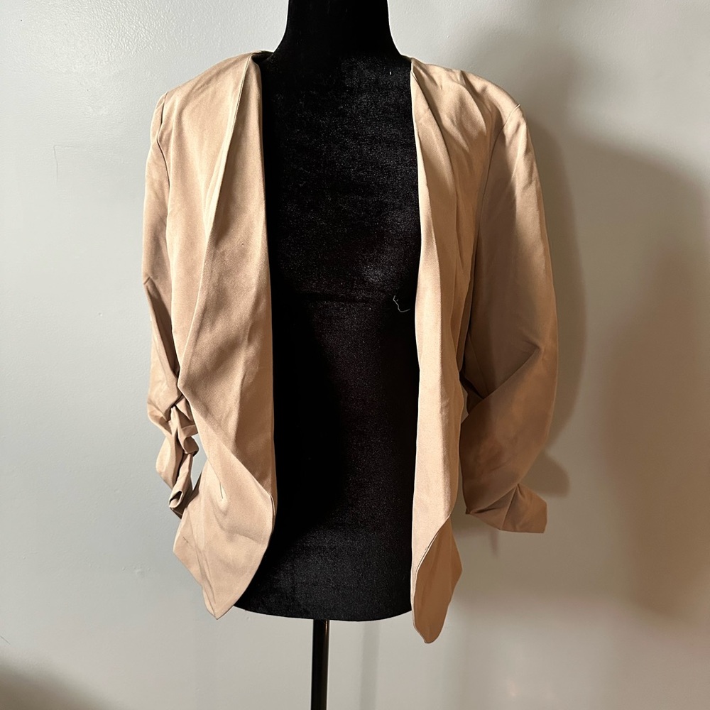 Ruched Sleeve Blazer
